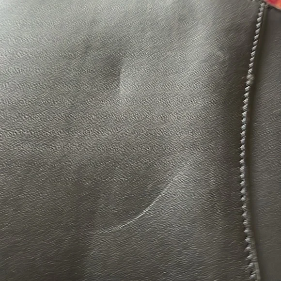 Cartier Shoulder Bag from original owner. Purchased in Nice, France in 1990. - Picture 11 of 16